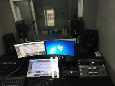 精準(zhǔn)選型，優(yōu)質(zhì)錄音 小錄音棚、學(xué)校錄音棚與演播室設(shè)備配置全攻略